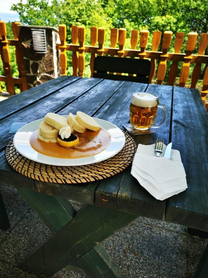 Forrest Hotel 霍穆托夫 外观 照片