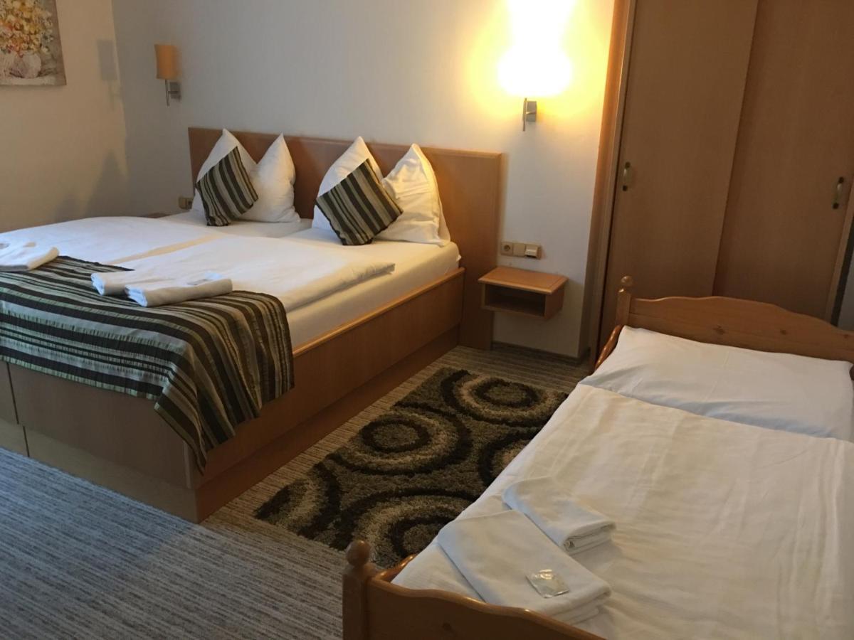 Forrest Hotel 霍穆托夫 外观 照片